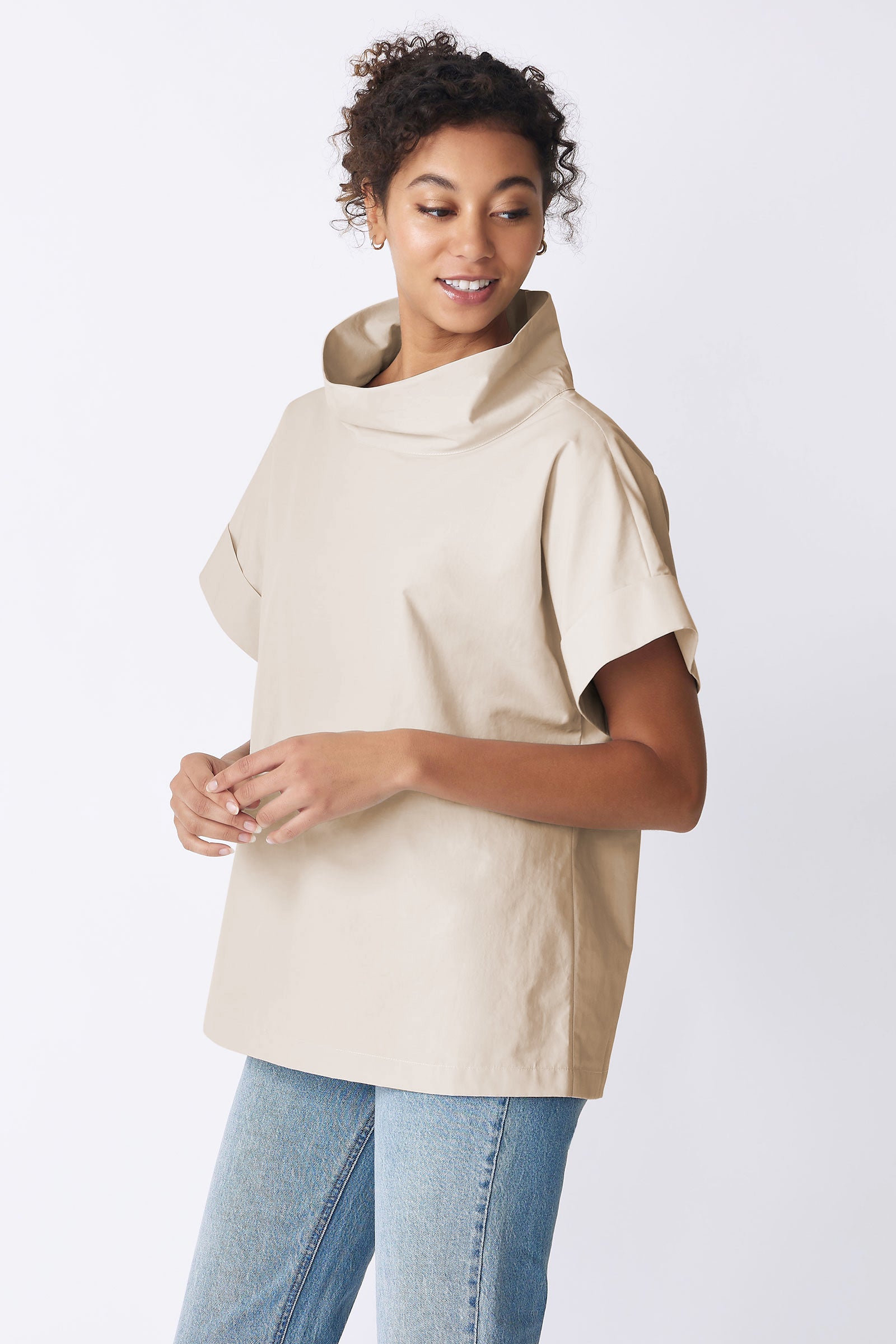 Kal Rieman Ary Kimono Tee in sand broadcloth on model side view