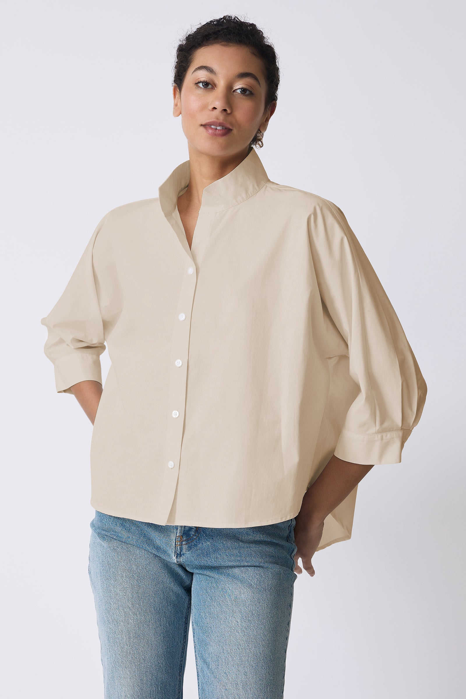 Kal Rieman Avi shirt in sand italian broadcloth on model front view detail
