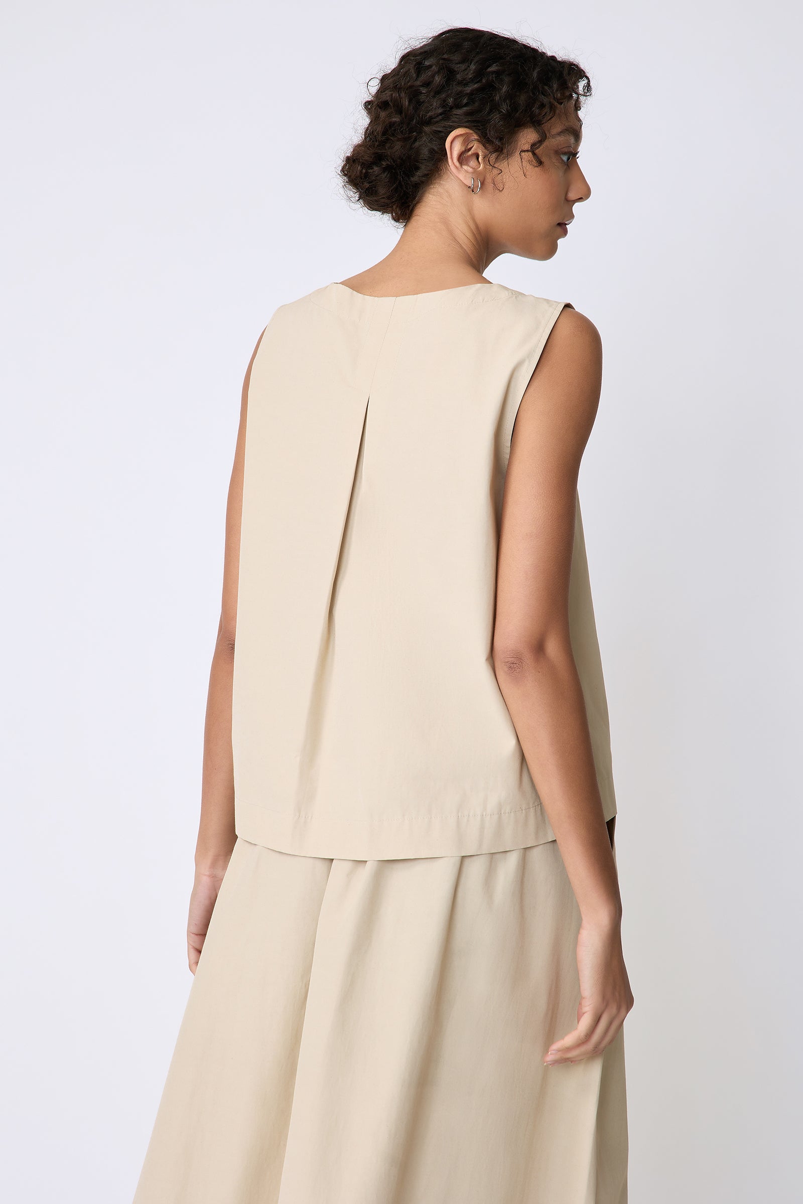 Kal Rieman Colette Shell in Italian Broadcloth sand on model back view