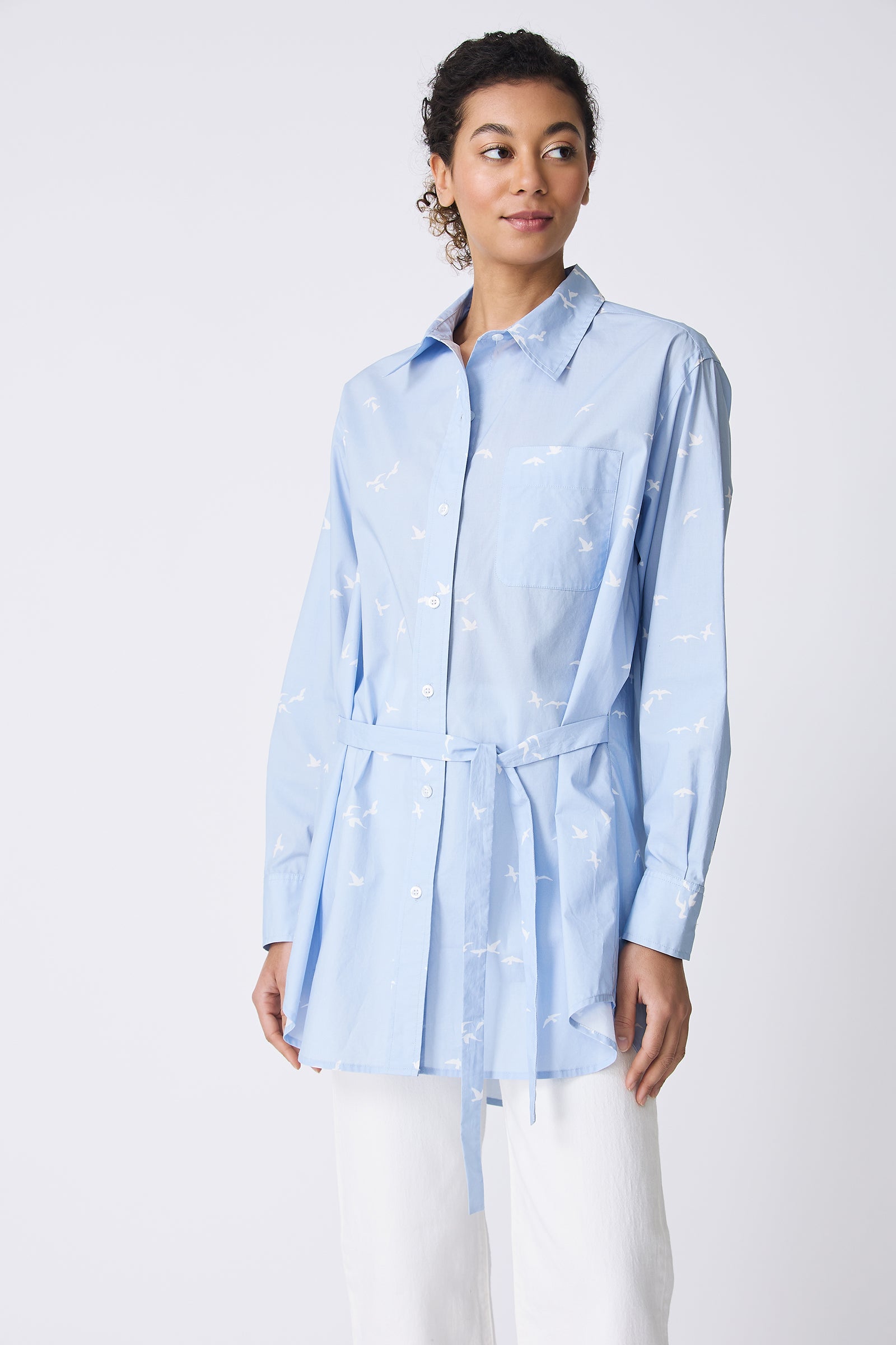 Kal Rieman Deanna Shirt in Oxford Blue Bird Print on model looking left front view