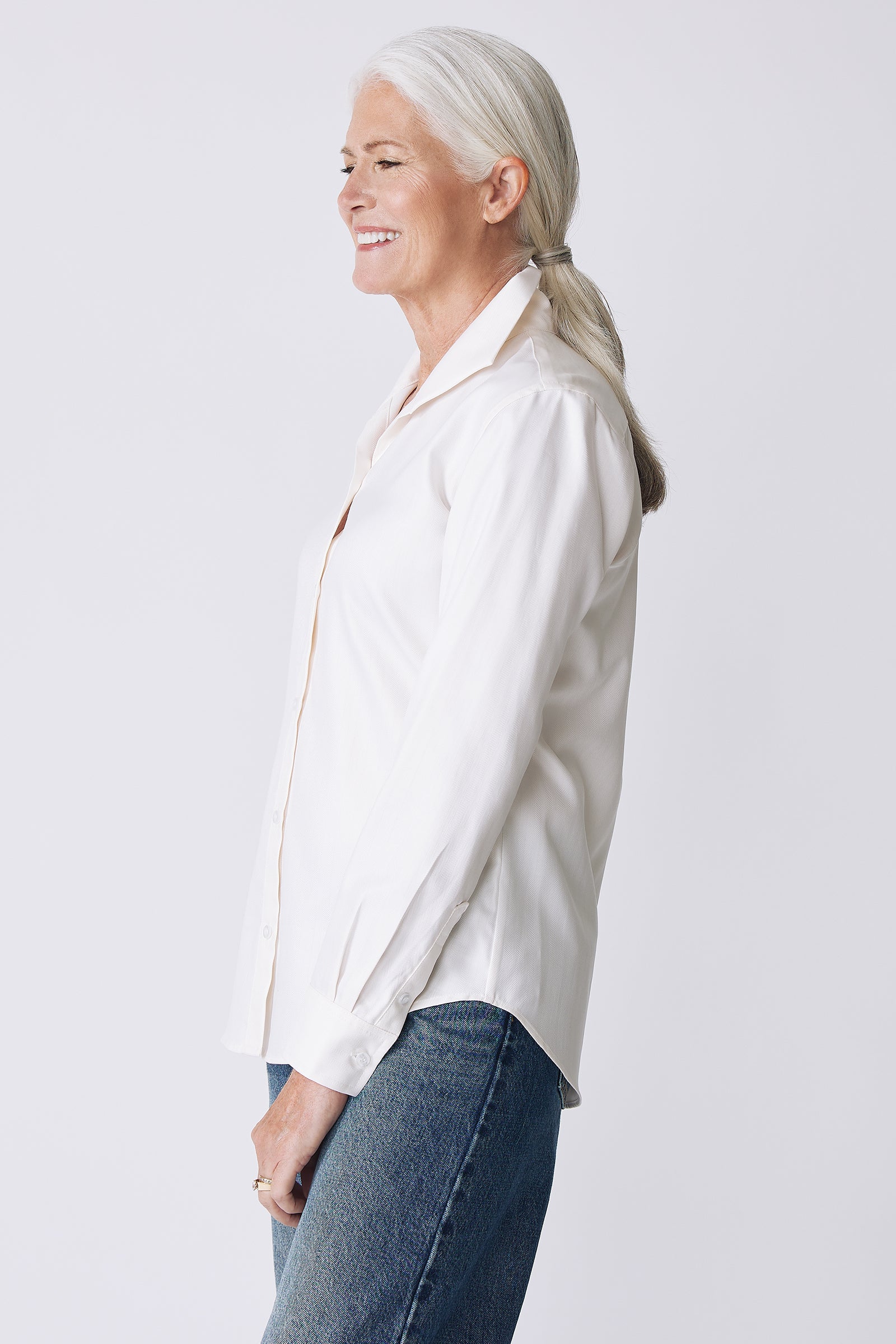 Kal Rieman Ginna Box Pleat Shirt in Ivory fine herringbone on model side view detail