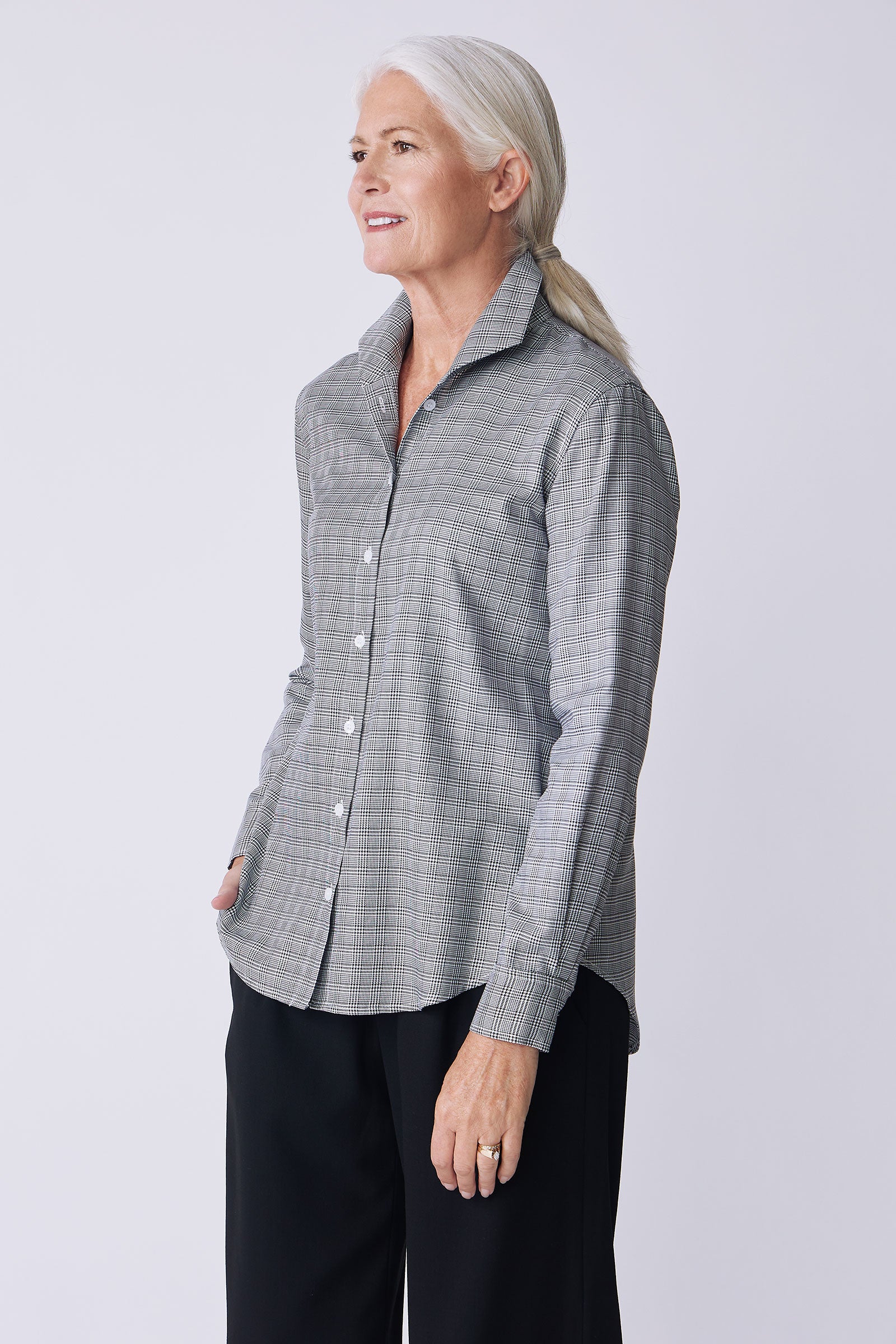 Kal Rieman Ginna Box Pleat Tailored Shirt in glen plaid black and white on model side view detail