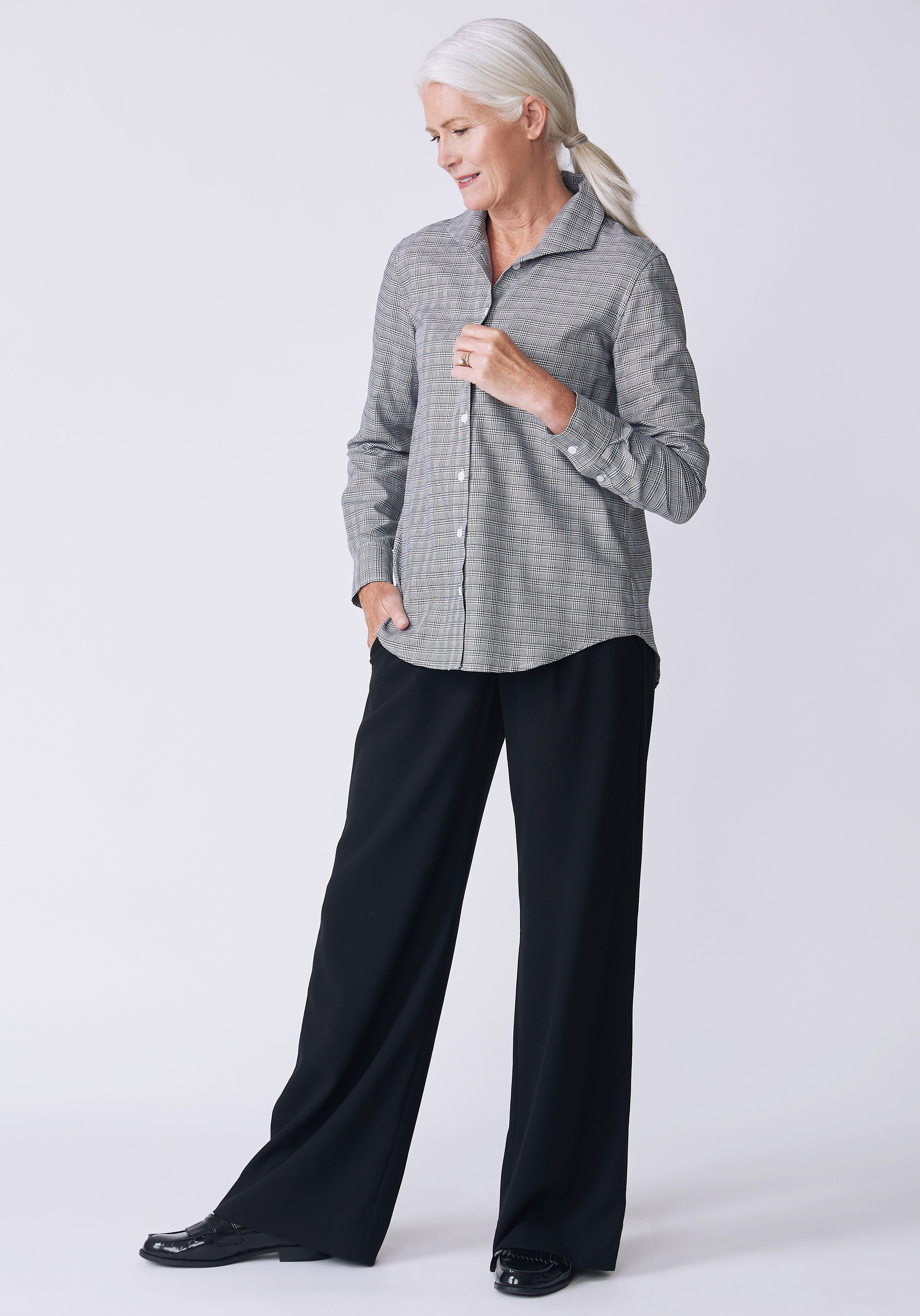 Kal Rieman Ginna Box Pleat Tailored Shirt in glen plaid black and white on model side view full look