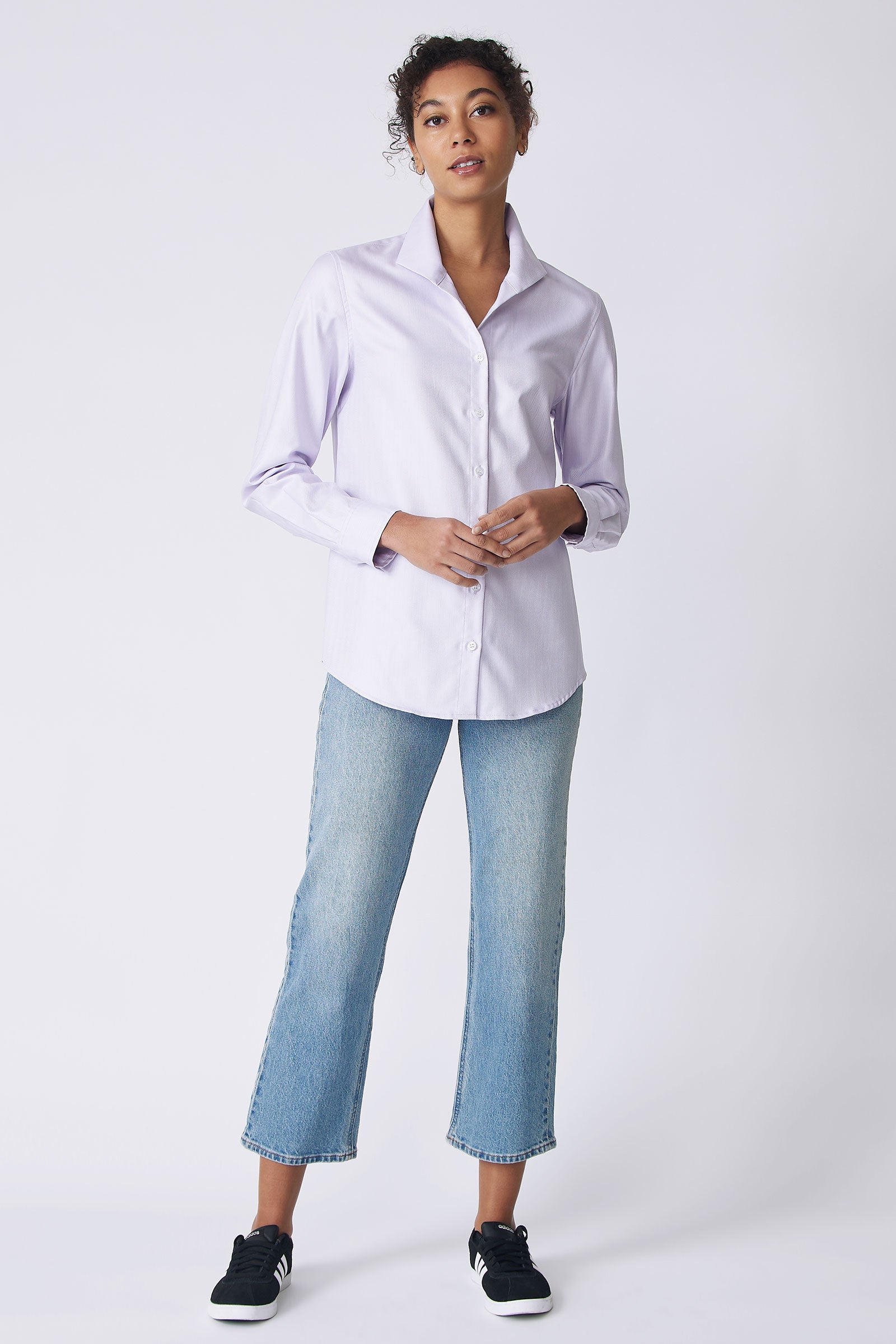 Kal Rieman Ginna Box Pleat Tailored Shirt in lavender fine herringbone on model front view holding hands