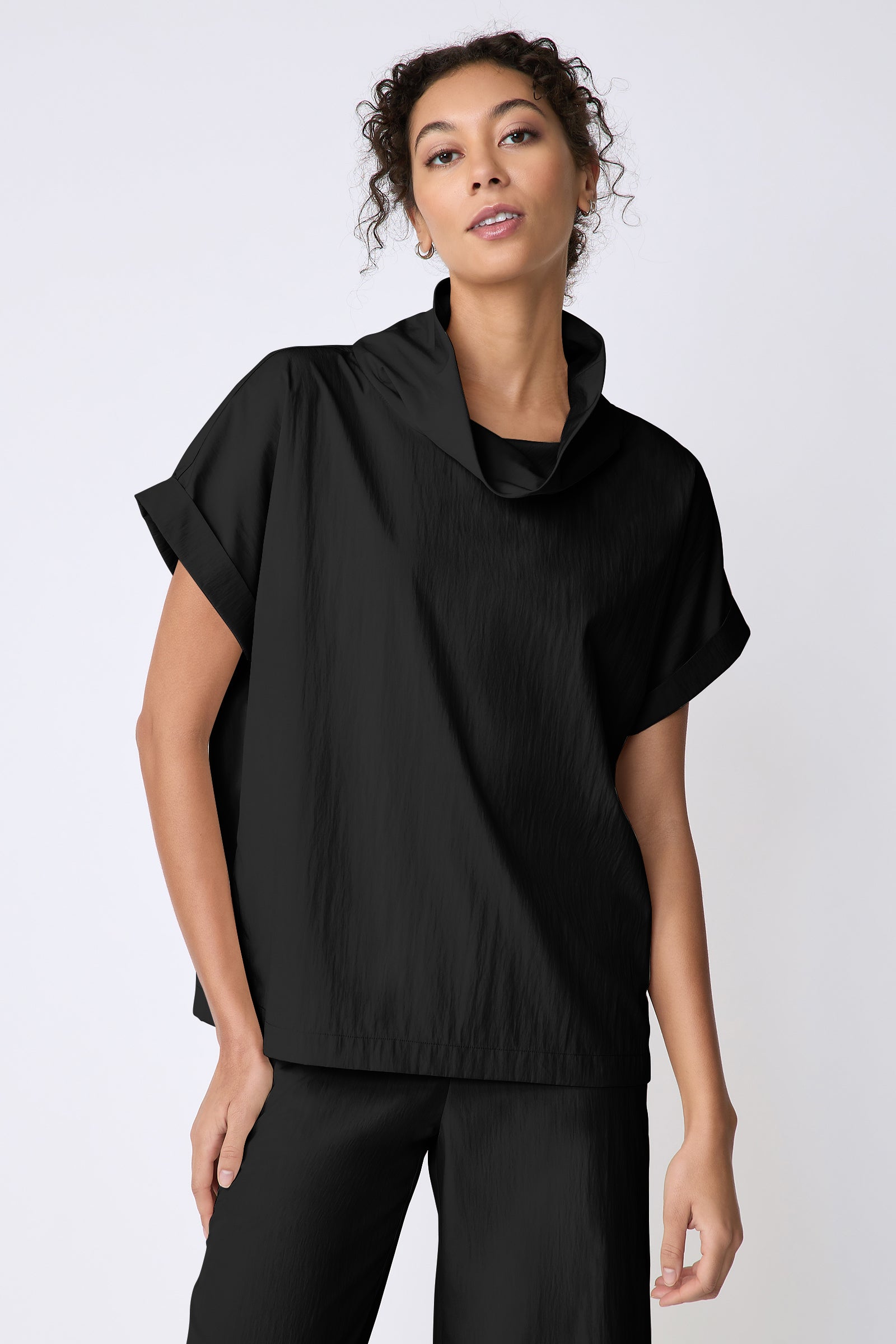 Kal Rieman Maggie Top in Typewriter Cloth black on model front view detail