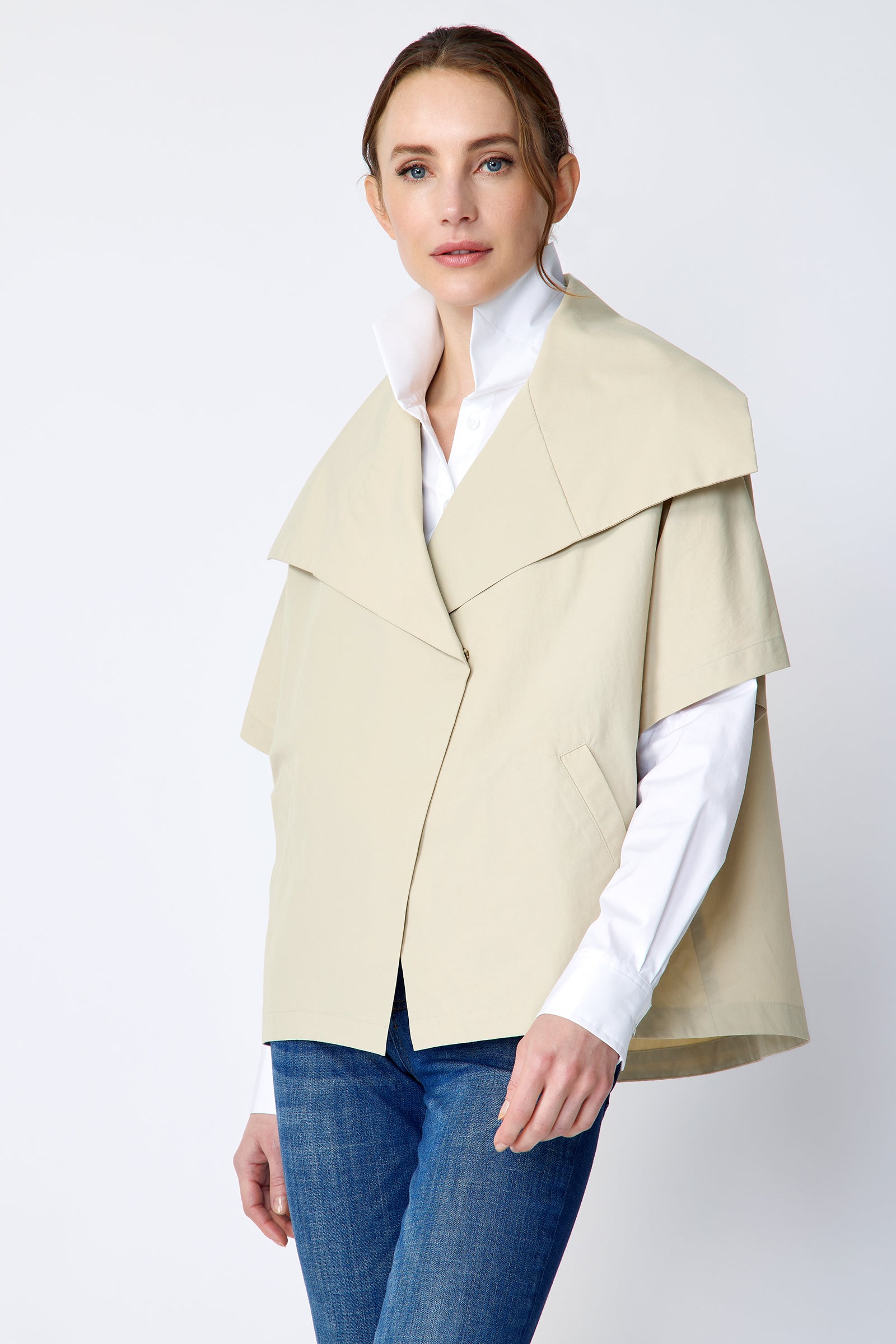 Kal Rieman Paris Jacket in Khaki Italian broadcloth on model three quarter view