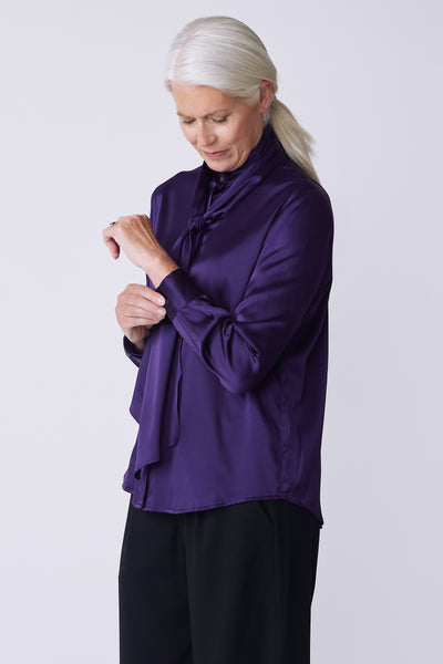 Theory luxe Rue Satin Kole Blouse 半袖　38 Silk Satin Band-Collar Blouse in Long Sleeve | Vince