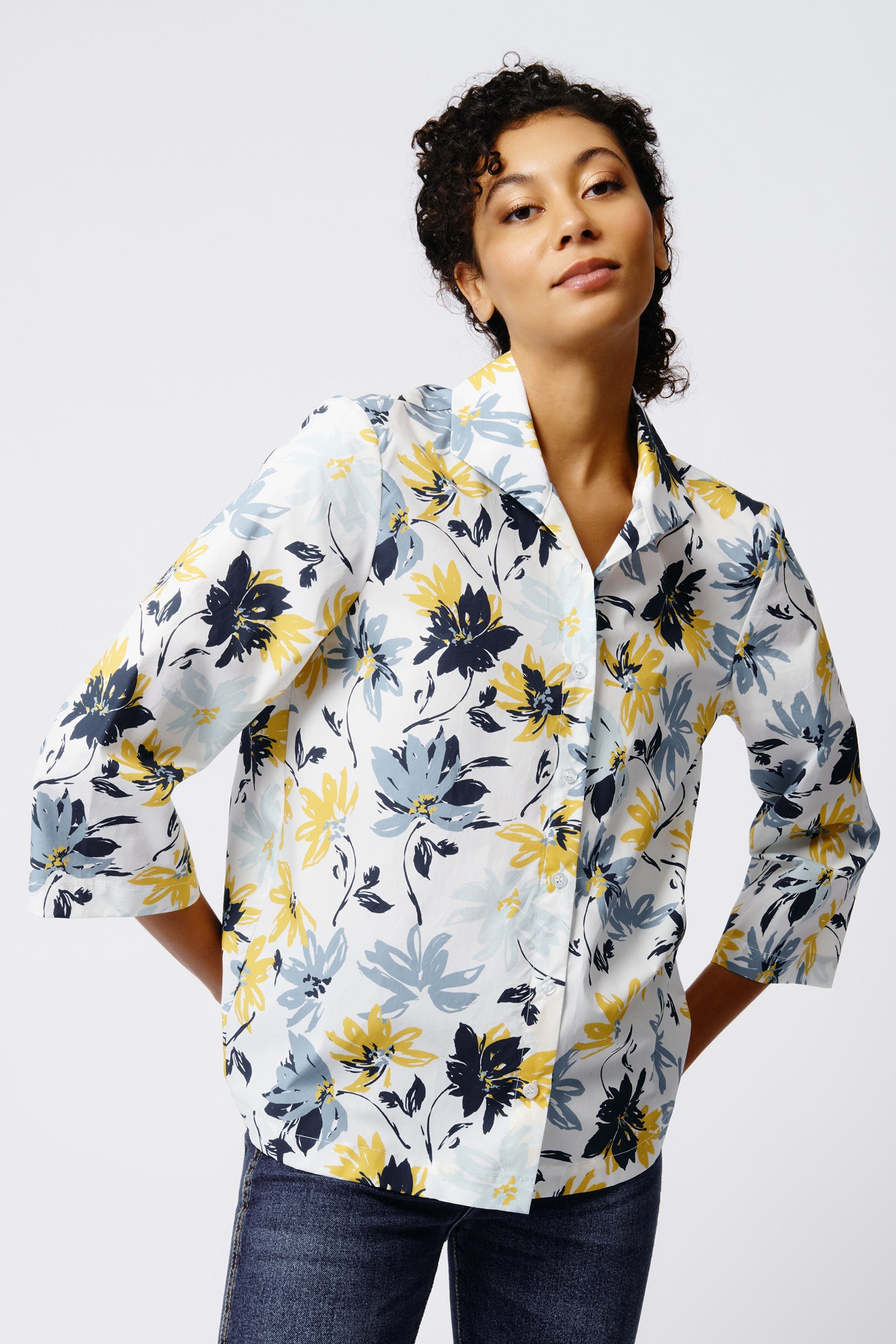 Kal Rieman 3/4 Sleeve Ginna in Seafoam Floral on Model Front View Crop 4