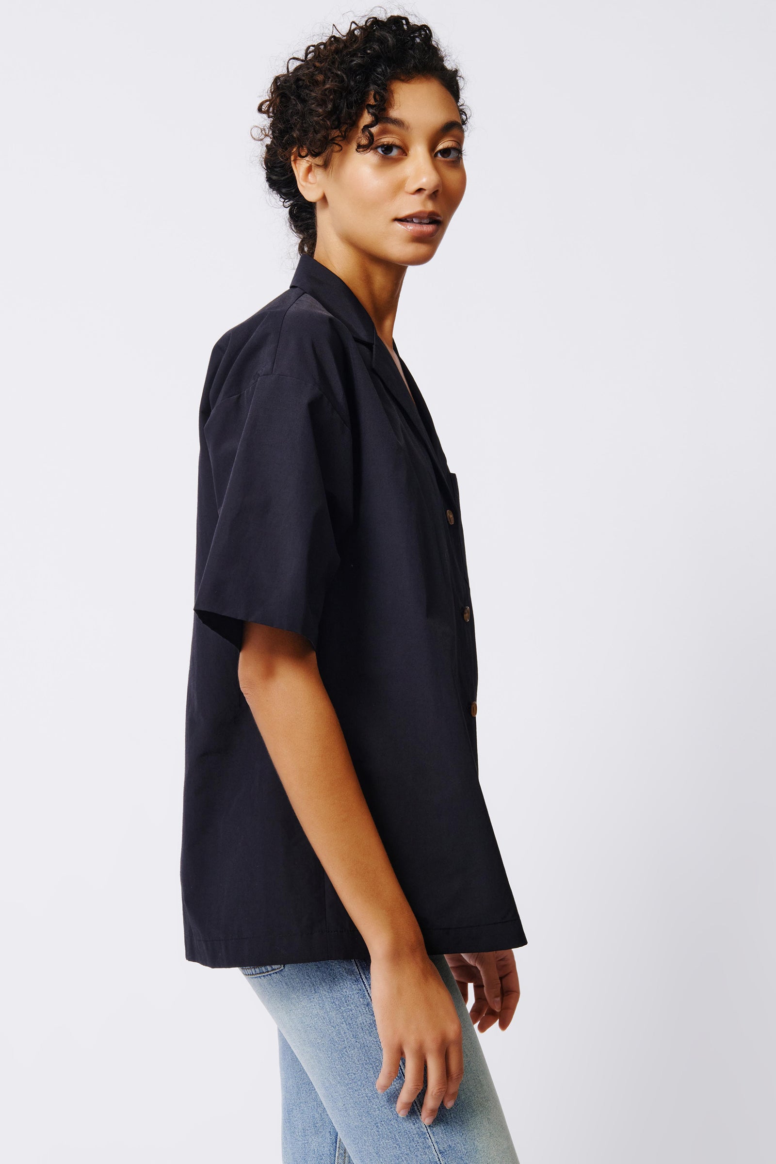 Kal Rieman Hudson Shirt Jacket in Black on Model Side View Crop