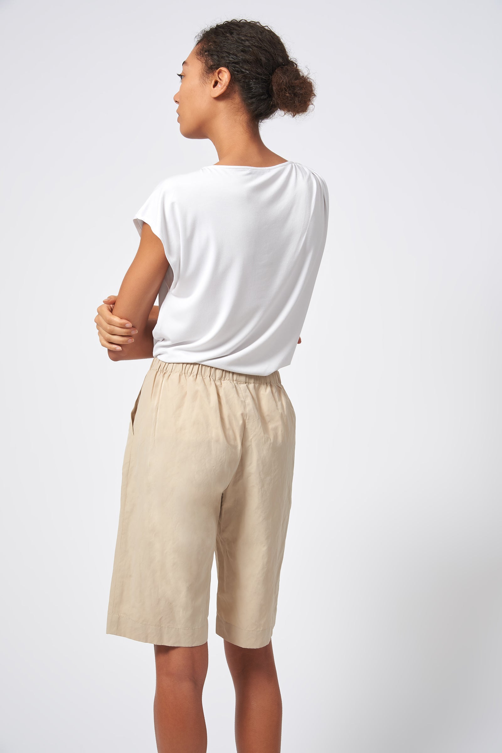 Kal Rieman Italian Cotton Nylon Bermuda Khaki On Model Back View