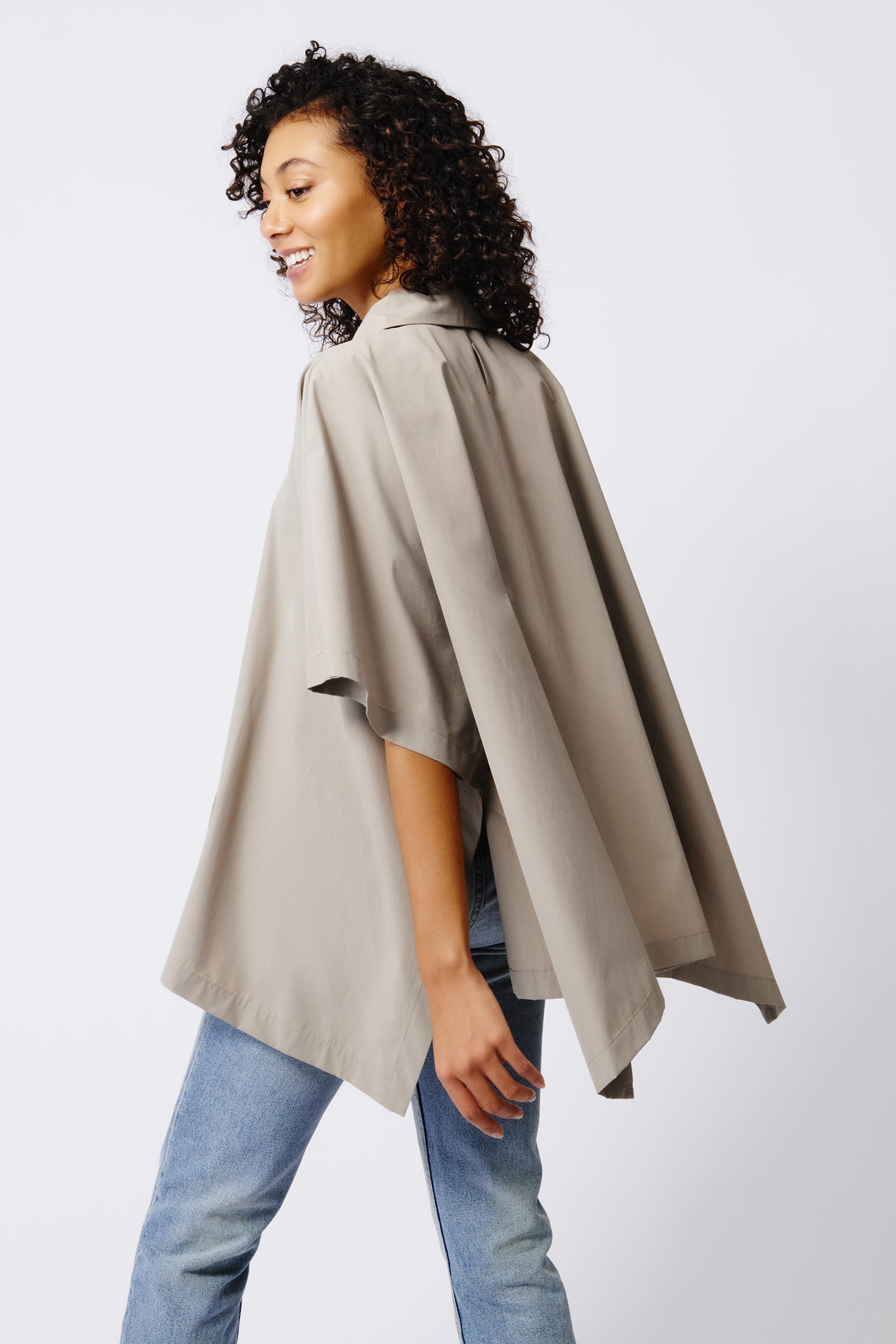 Kal Rieman Gene Pocket Poncho in Military Khaki on Model Side View Crop