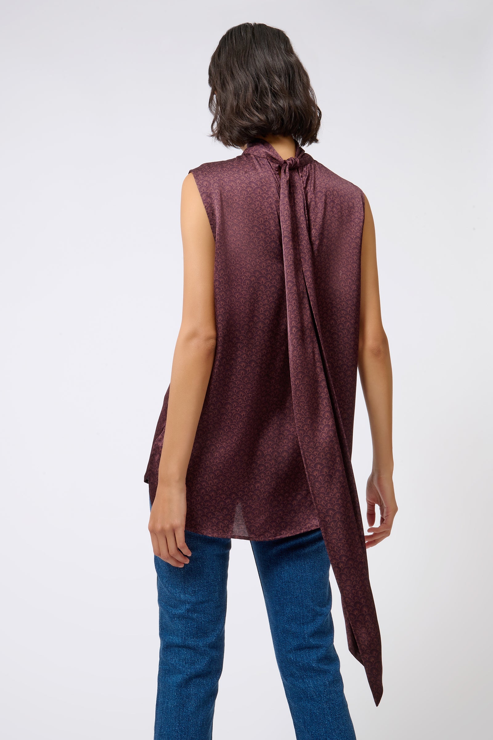 Kal Rieman Scarf Shell in Luna Bordeaux Print on Model Back View