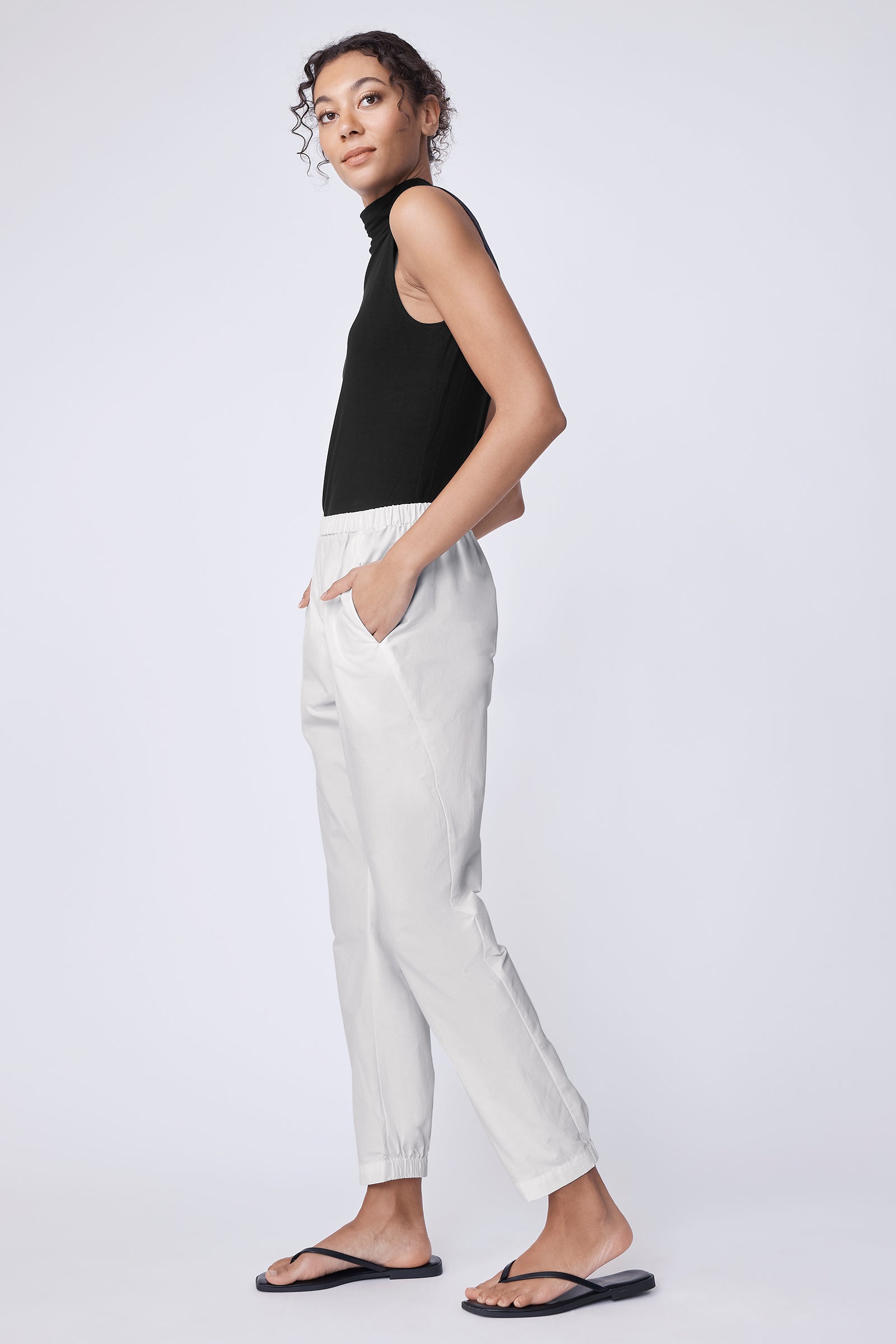 Side Jogging Asher Angle Seam Jogger With Elastic Waist in Stone – KAL RIEMAN