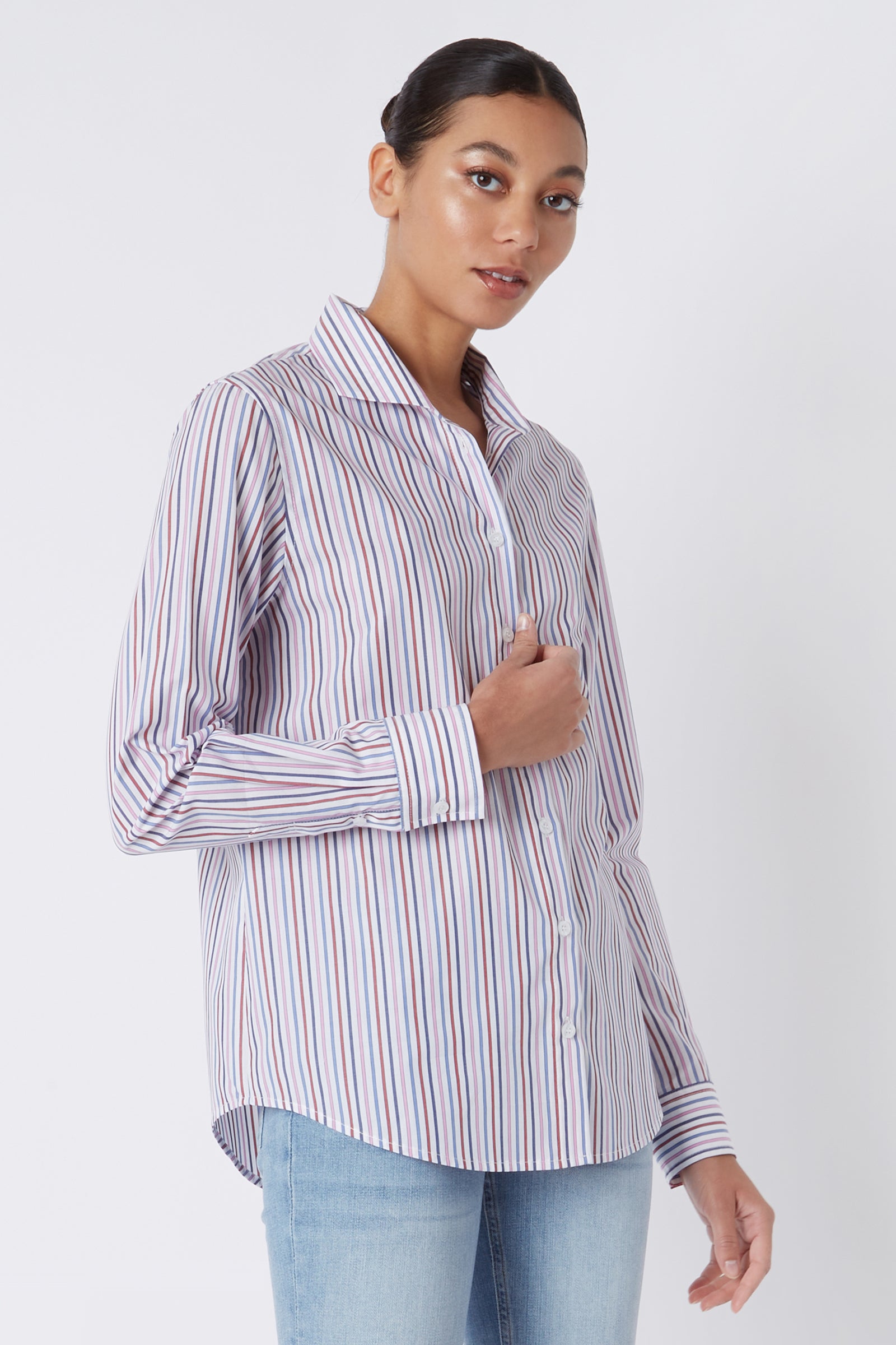 kal rieman ginna box pleat tailored shirting in cotton multi stripe pink on model front view crop
