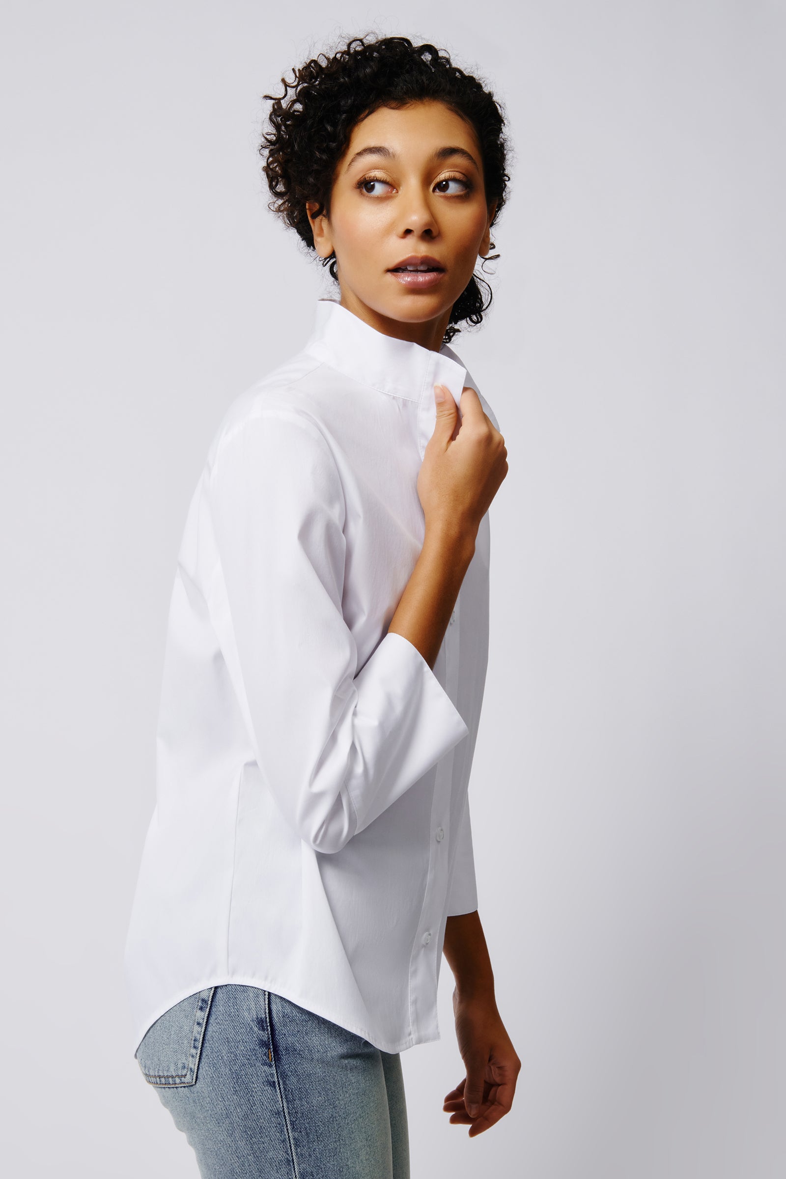 Kal Rieman Greta Placket Front Shirt in White Poplin on Model Side View Crop