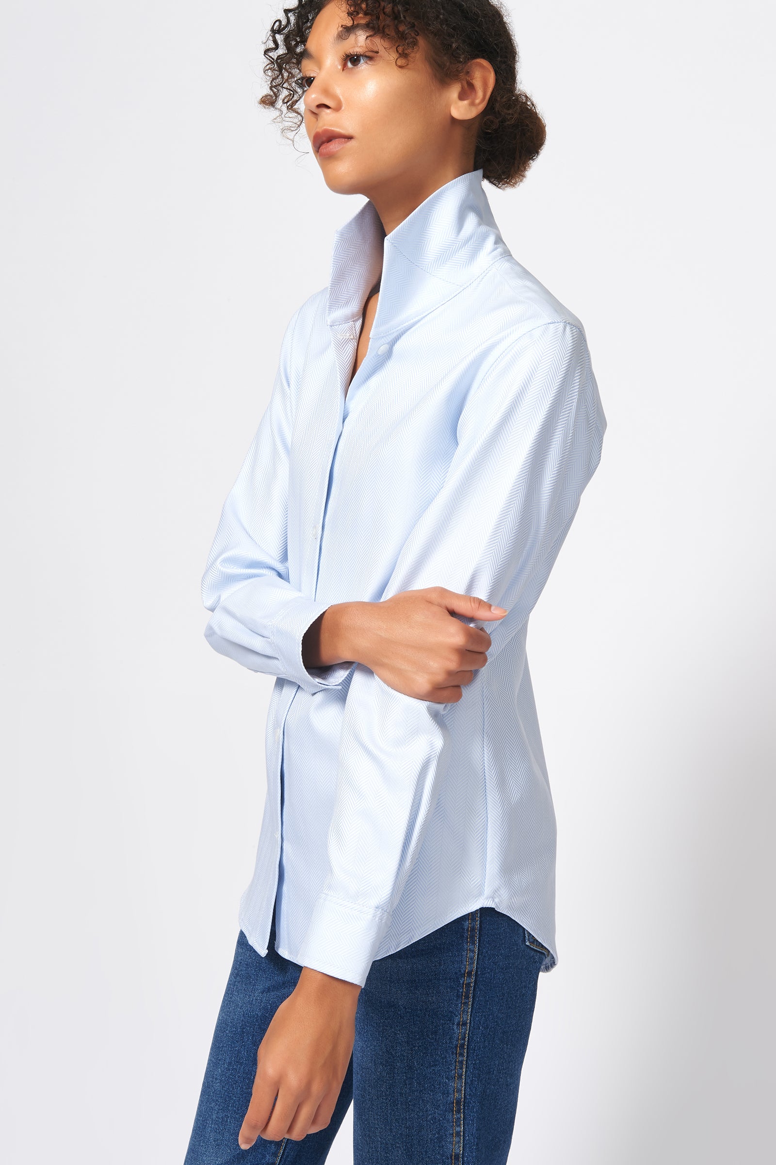 Kal Rieman Ginna Tailored Shirt in French Blue Herringbone on Model Side View