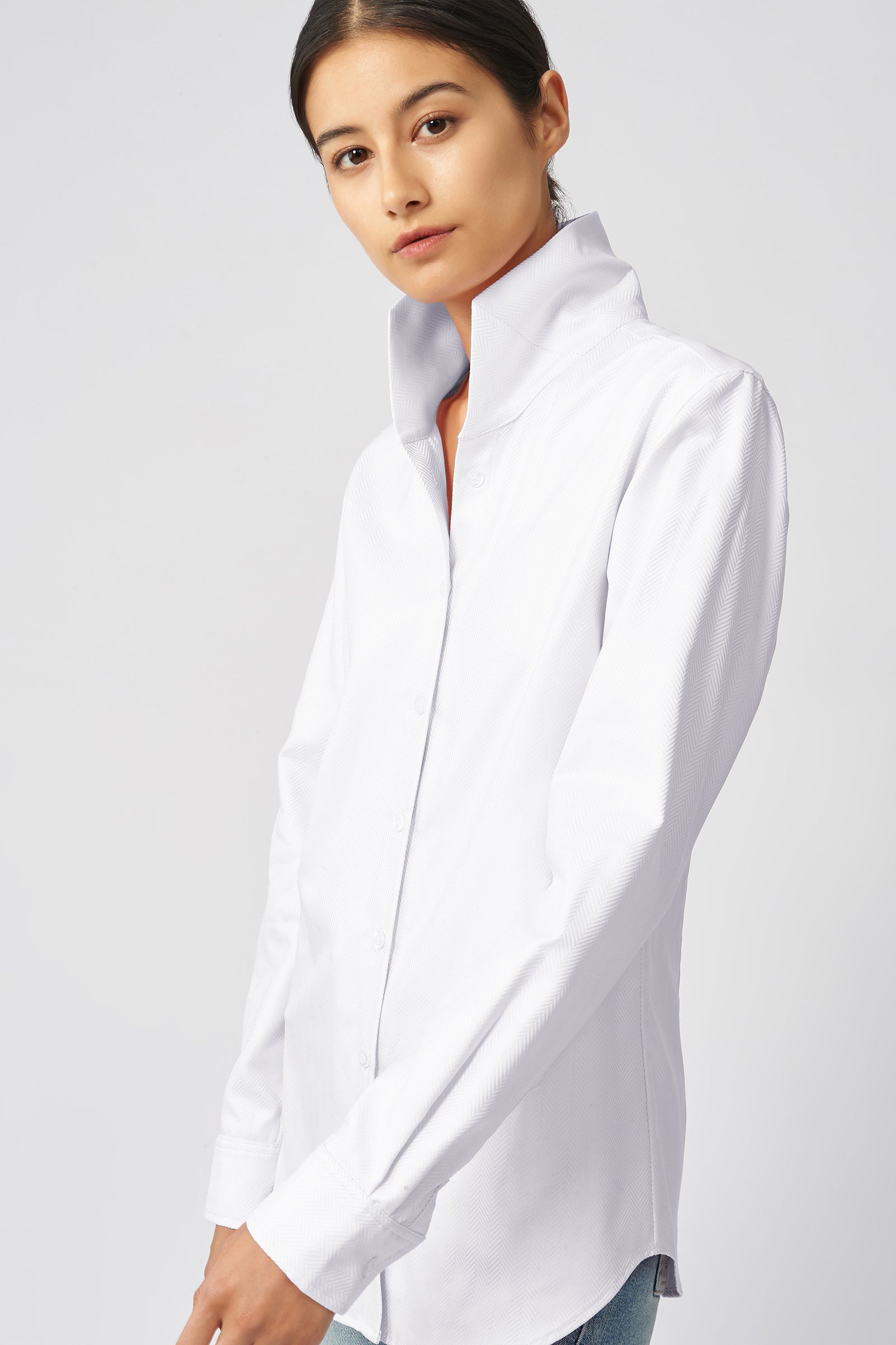 Kal Rieman Ginna Tailored Shirt in White Herringbone on Model Front Detail View