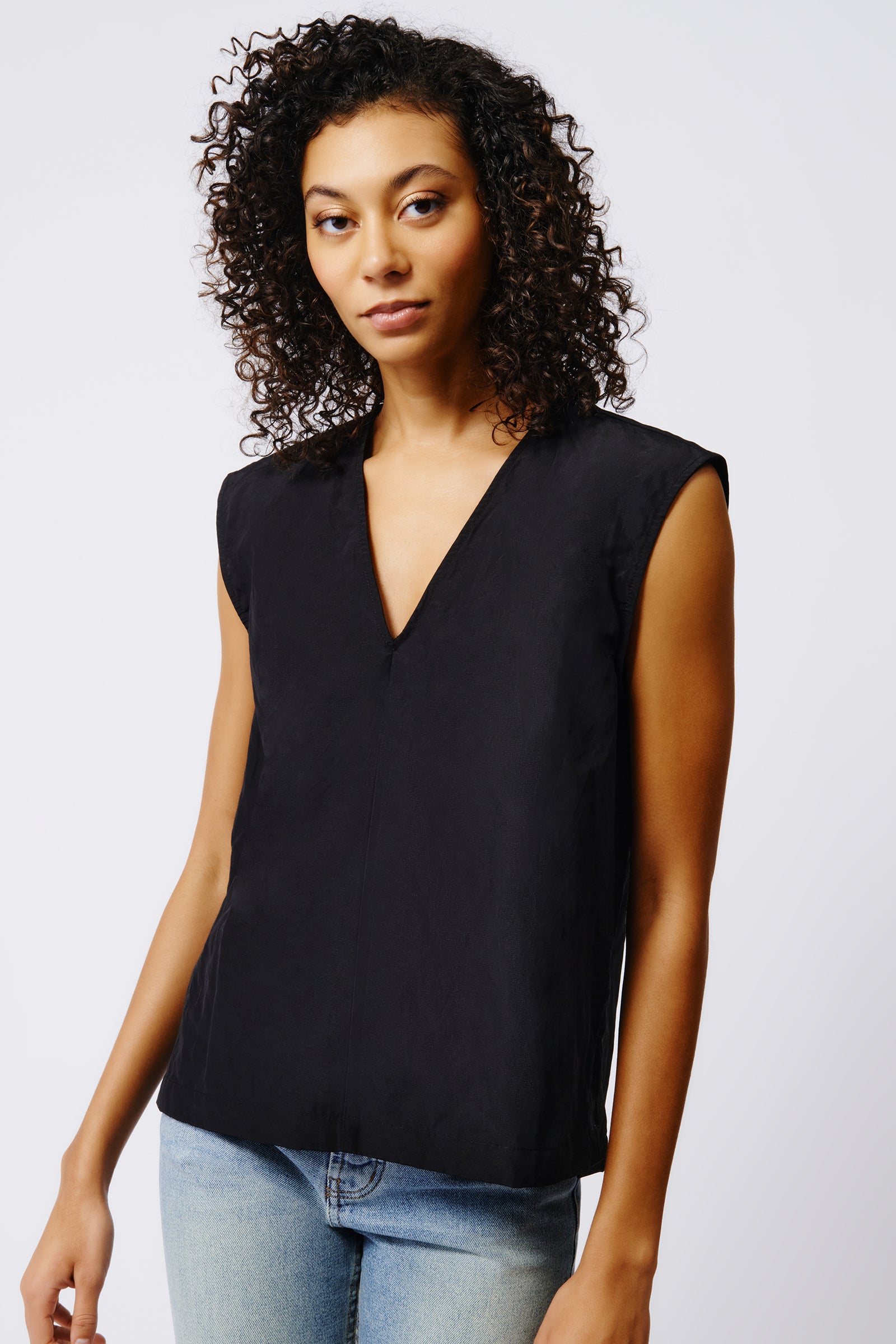 Kal Rieman Ava V Neck Shell in Black on Model Front View Crop 5