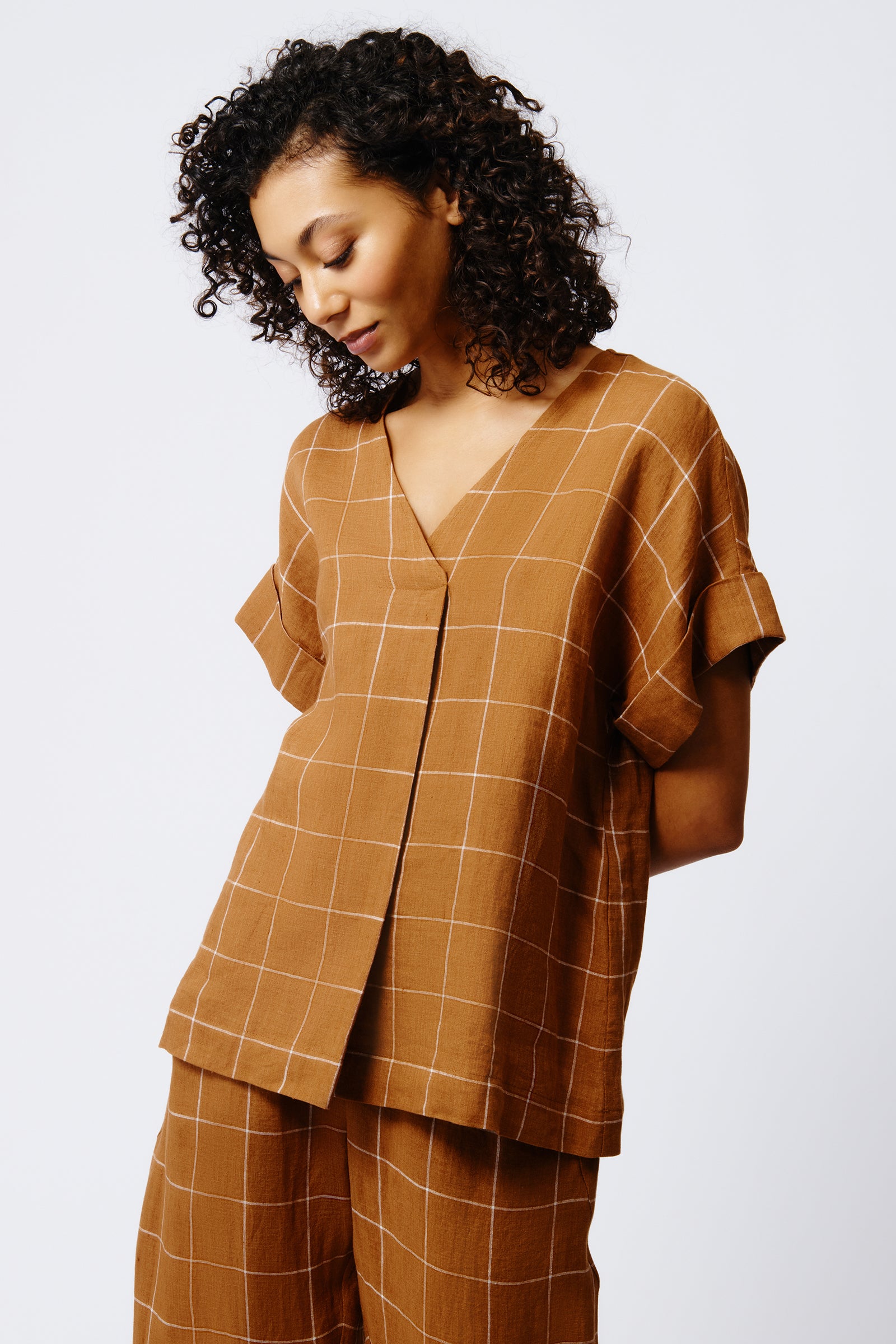 Kal Rieman Audrey Fold Front Kimono Top in Rust Windowpane on Model Front View Crop 3